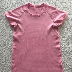 Lululemon Swiftly Tech Short Sleeve Crew Tee